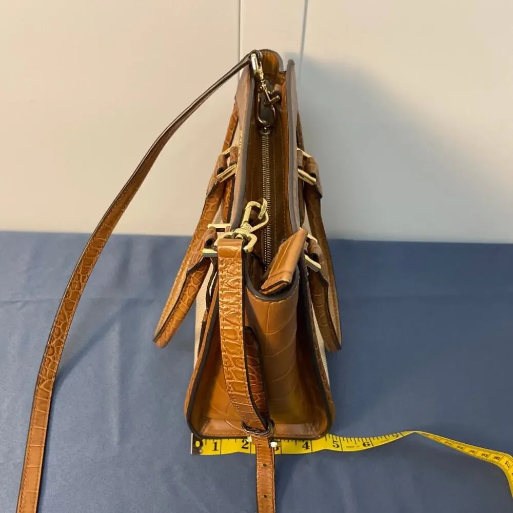 Michael Kors Colette Medium Messenger Sachet Bag Pre-owned‎ with Dust Bag - Picture 5 of 14